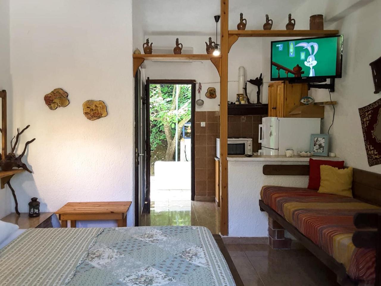 Spiros Rooms Panormos  Exteriör bild